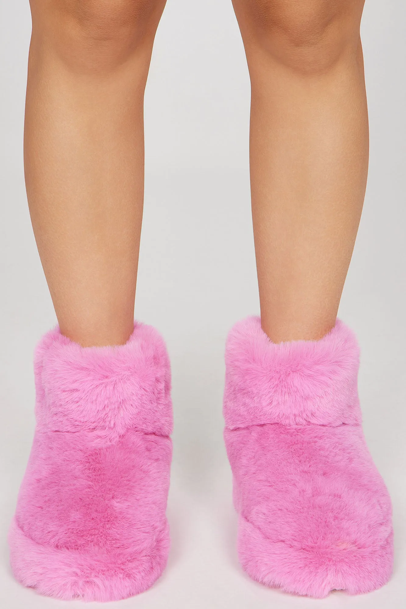 A Cozy Night Booties - Pink